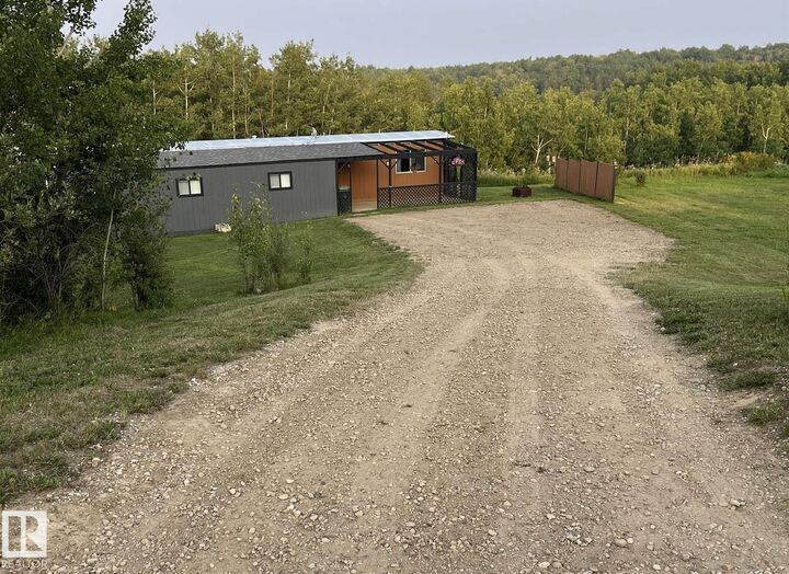 Property Photo: 54228 Rge Road 12 5 AB T0E 1V2