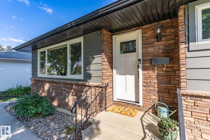 Property Photo: 7228 96B Avenue NW AB T6B 1C1