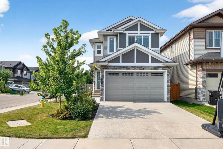 7417 Chivers Crescent SW  Edmonton AB T6W 4M2 photo