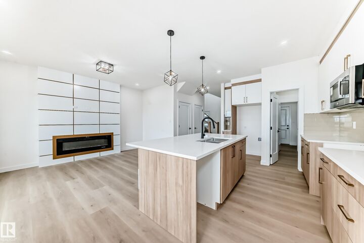 Property Photo:  3718 67 Street  AB T4X 0G6 