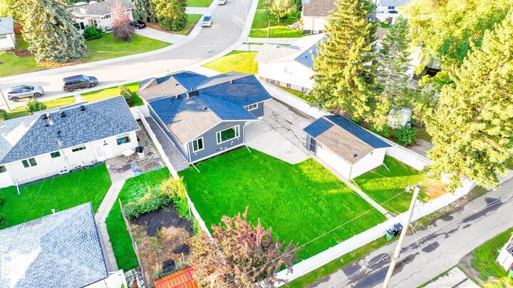 Property Photo: 10524 134 Avenue NW AB T5E 1J6