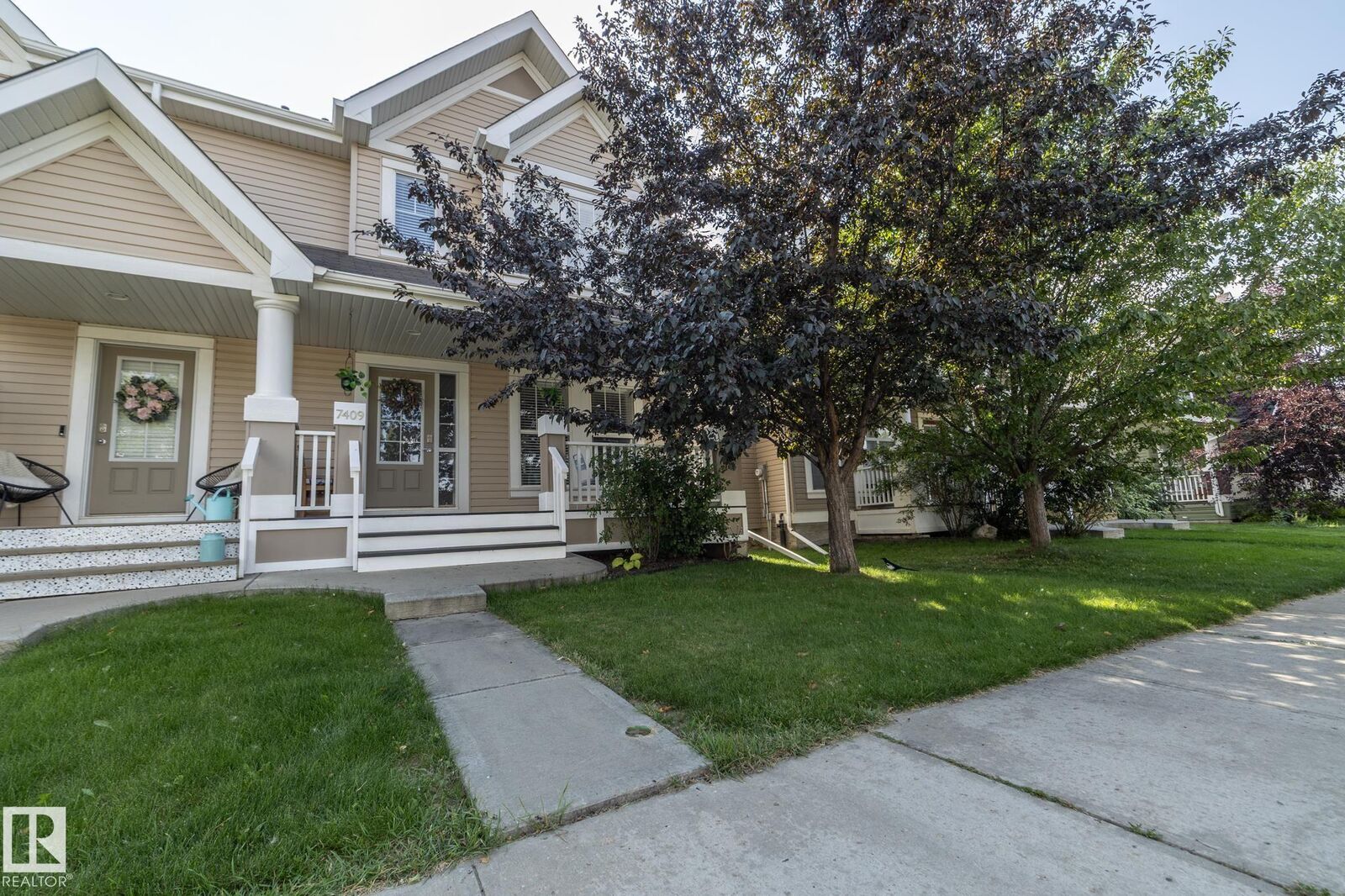 Property Photo: 7409 22 Ave SW AB T6X 0V6