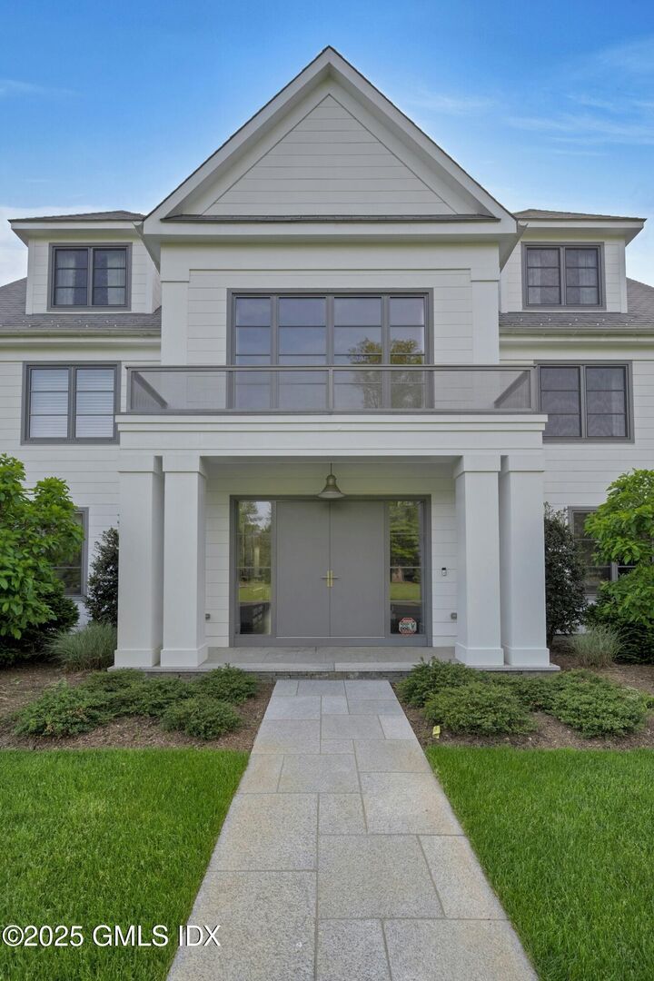 Property Photo:  30 Meadowcroft Lane  CT 06830 