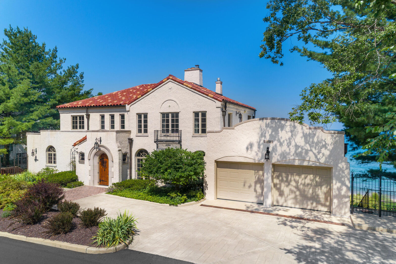 Property Photo:  2306 Lake Shore Drive  IN 46360 