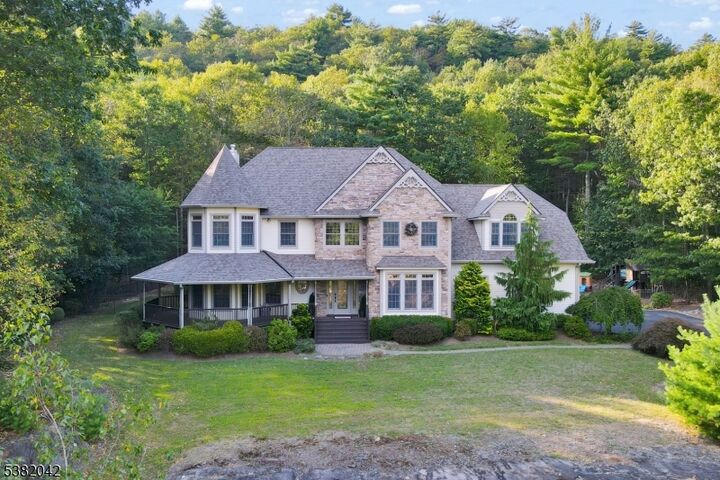 47 Christine Ct  West Milford Twp. NJ 07480 photo