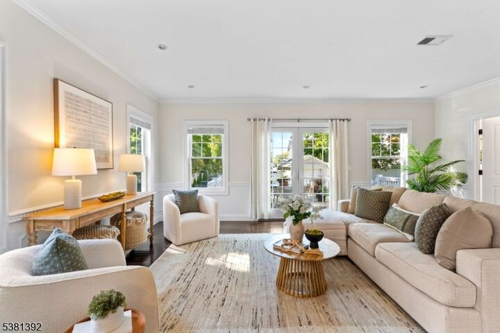 30 Hillside Ave  Chatham Boro NJ 07928 photo