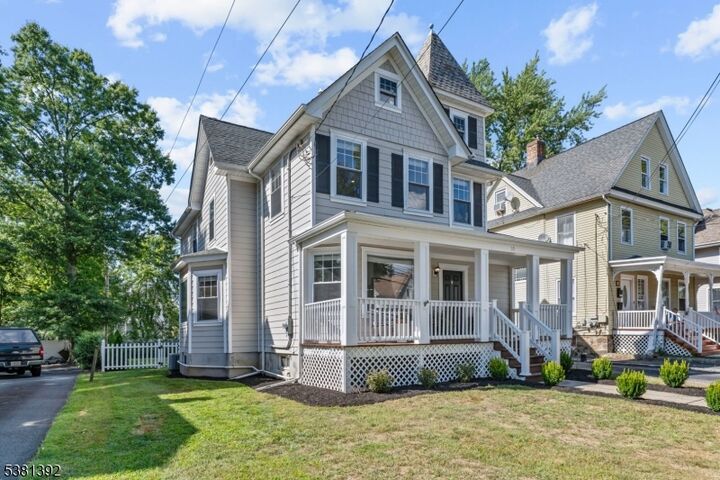 30 Hillside Ave  Chatham Boro NJ 07928 photo