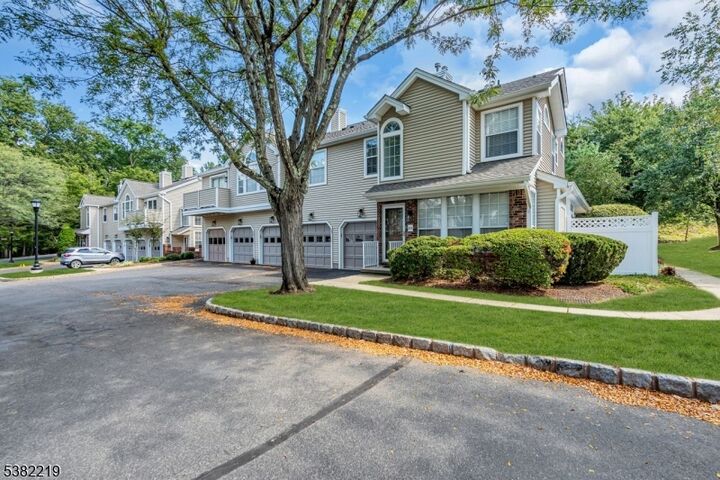 Property Photo: 19 Wood Duck Pond Road NJ 07921