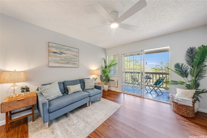 92-1136 Hame Street 10/203  Kapolei HI 96707 photo