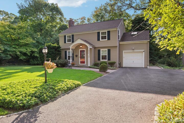 Property Photo:  106 Lowell Place  NY 11777 