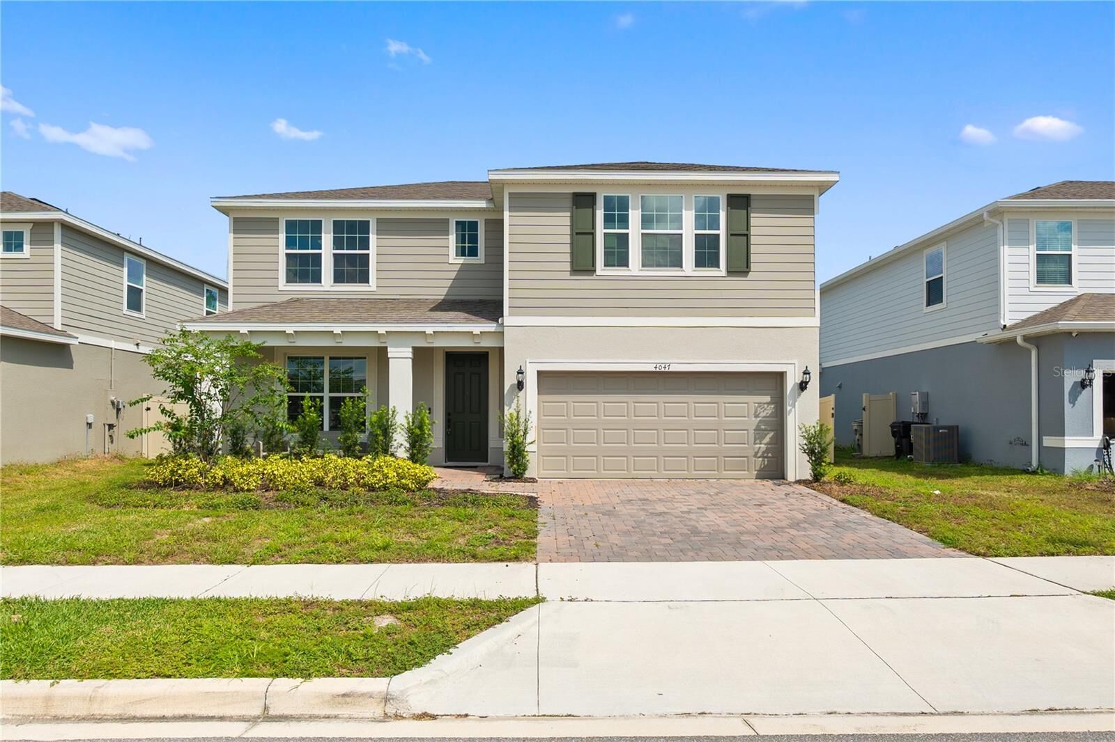 Property Photo:  4047 Meandering Bay Drive  FL 32712 