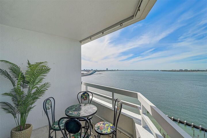 Property Photo: 888 Blvd Of The Arts 1408 FL 34236