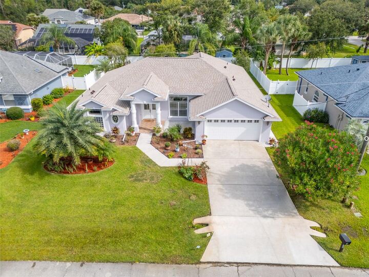 Property Photo: 4 Wainmont Place FL 32164