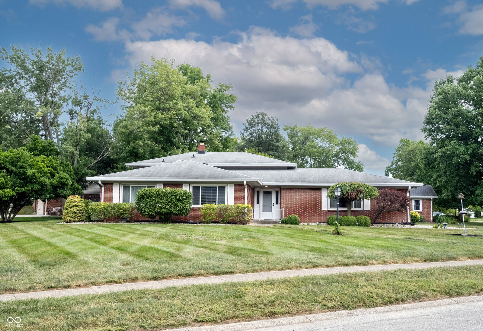 Property Photo:  6240 Woburn Drive  IN 46250 