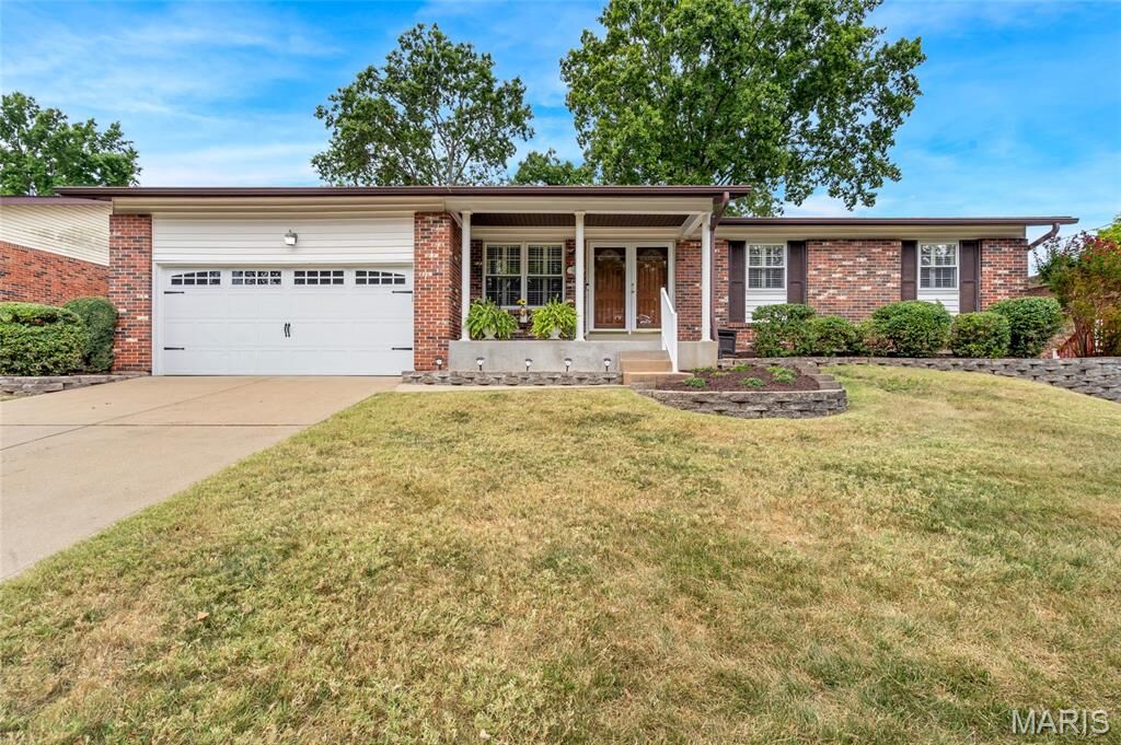Property Photo:  5805 Kerth Road  MO 63128 