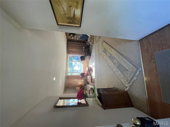 Property Photo: 800 S Henderson Street MO 65560