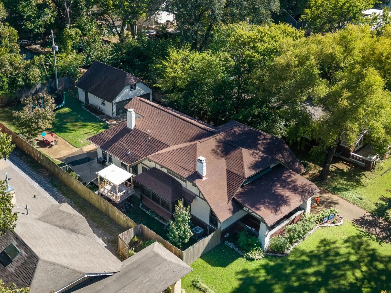 Property Photo:  82 Stonewall St  TN 38104 