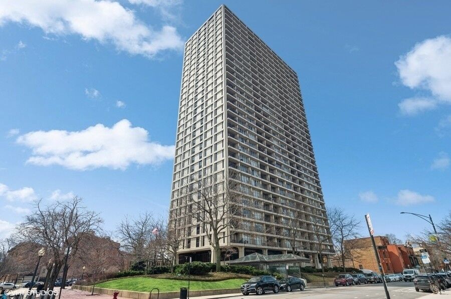 Property Photo: 1960 N Lincoln Park West 1502 IL 60614