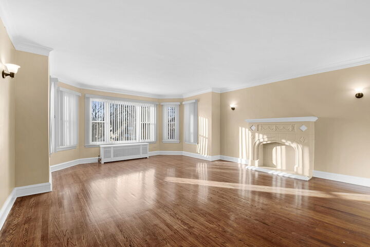 Property Photo: 8233 S Indiana Avenue 2 IL 60619