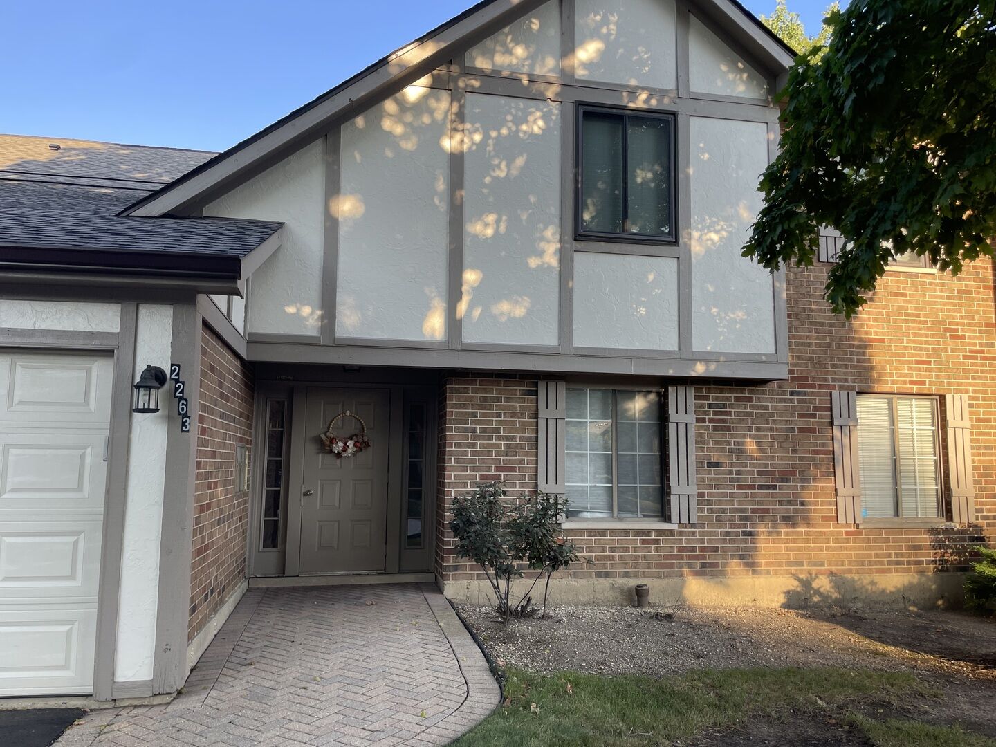 Property Photo:  2263 N Enlund Drive 1  IL 60074 
