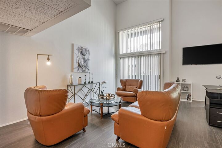 Property Photo: 18645 Hatteras Street 203 CA 91356
