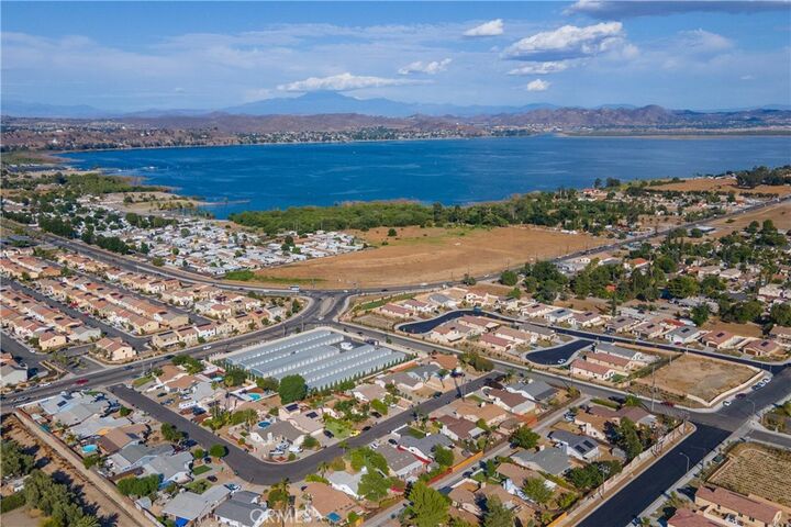 Property Photo:  15242 Lake Terrace Drive  CA 92530 