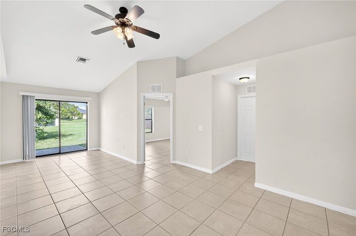 Property Photo: 906/908 SE 6th Court FL 33990