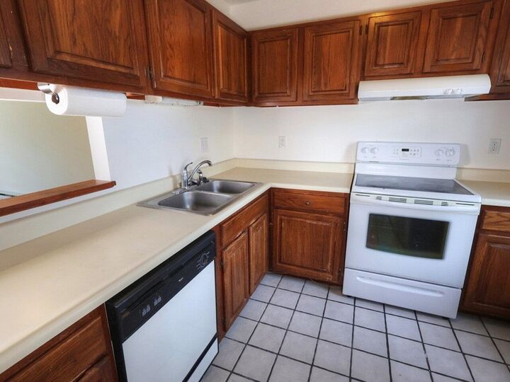 Property Photo:  20 Gilbert Square  VT 05468 