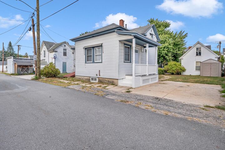 Property Photo: 156 Joliette Street NH 03102
