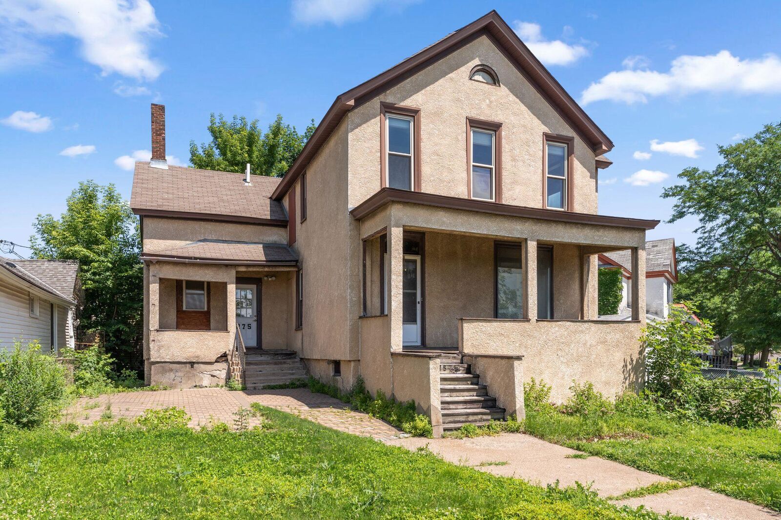 Property Photo:  275 Cliff Street  MN 55102 