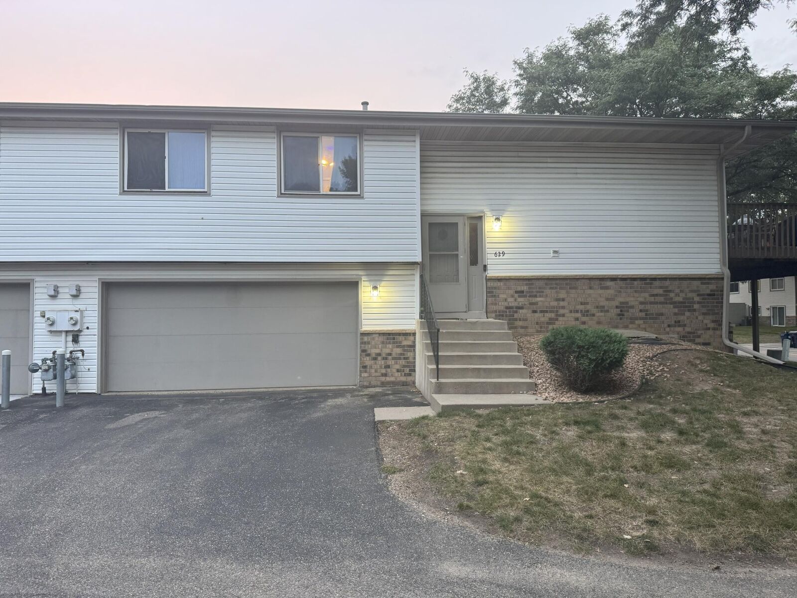 Property Photo: 629 E 143rd Street MN 55337