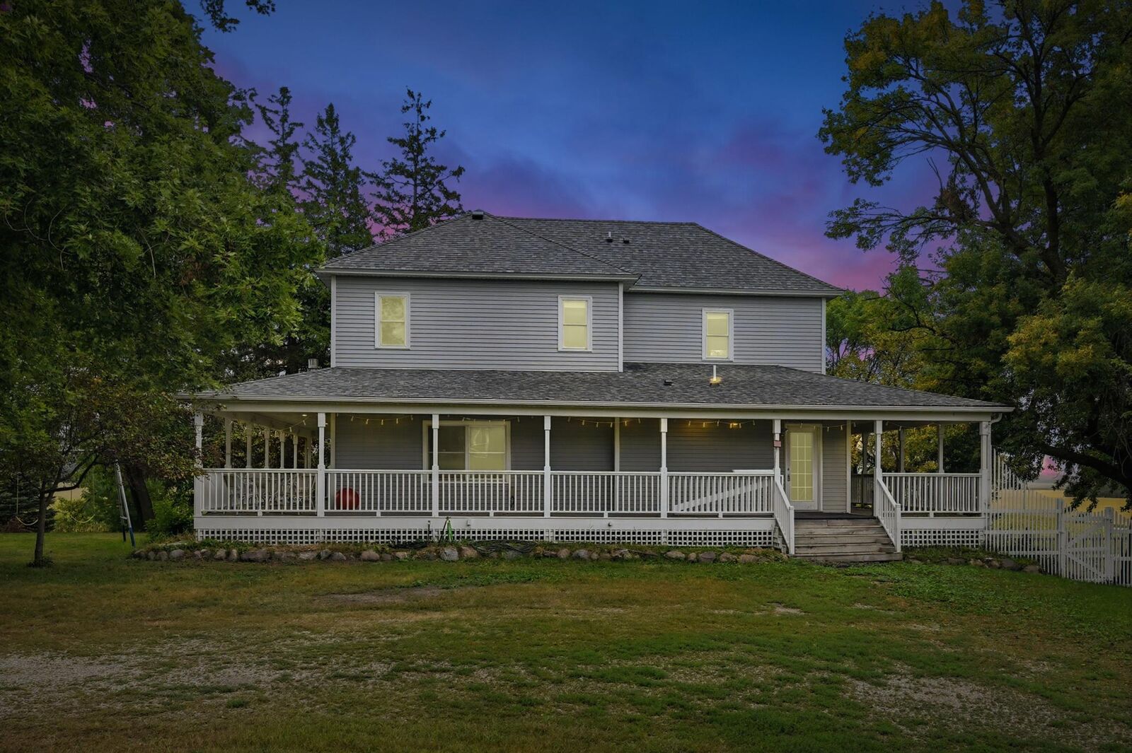 Property Photo:  9085 Acorn Avenue  MN 55370 