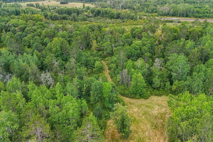 Property Photo:  5415 Park Preserve Trail NE  MN 56601 
