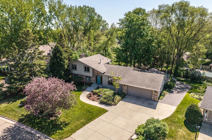 15505 Logarto Lane  Burnsville MN 55306 photo