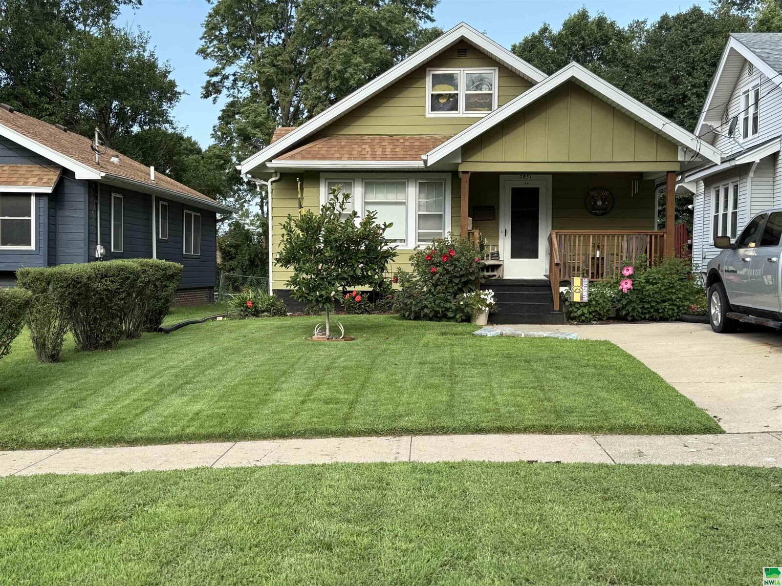 Property Photo: 3831 Jackson Street IA 51104