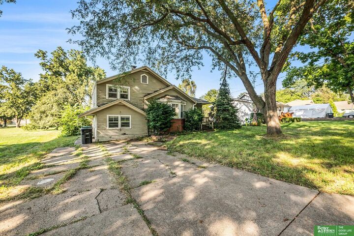Property Photo: 7324 Miami Street NE 68134