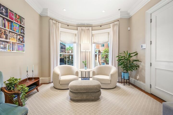 Property Photo: 85 Pembroke St 1 MA 02118