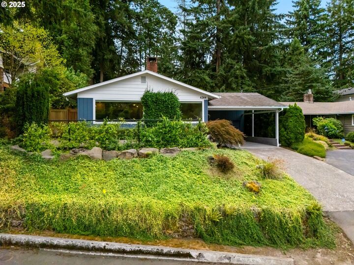 4264 Westbay Rd  Lake Oswego OR 97035 photo