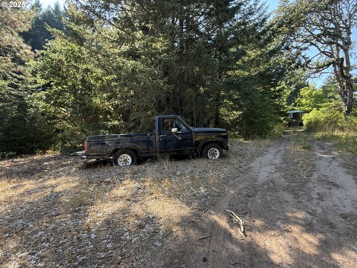 Property Photo:  121 Cooke Rd  WA 98672 