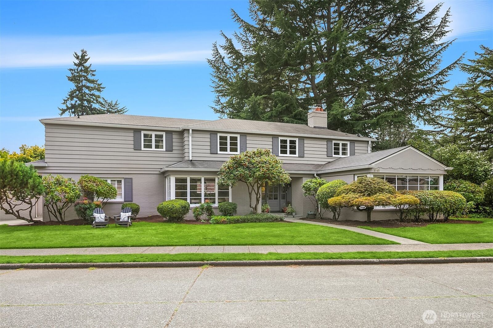 Property Photo: 3545 W Laurelhurst Drive NE WA 98105