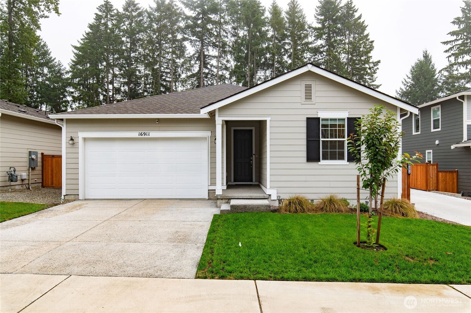 Property Photo:  16911  127th Avenue Ct E  WA 98374 