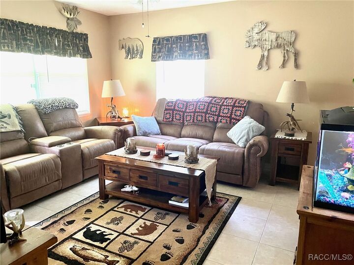 Property Photo: 1431 NE 29th Street FL 34479