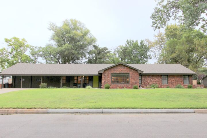 120 S Morningside St  Wichita KS 67218 photo