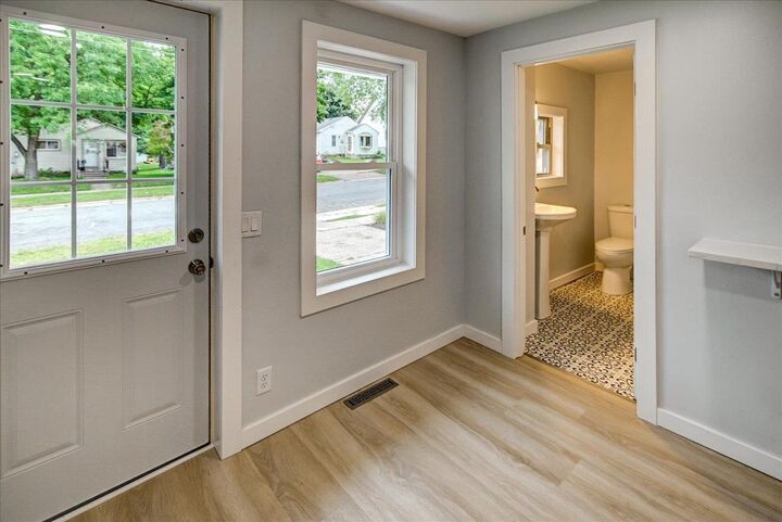 Property Photo:  1725 Schlimgen Avenue  WI 53704 