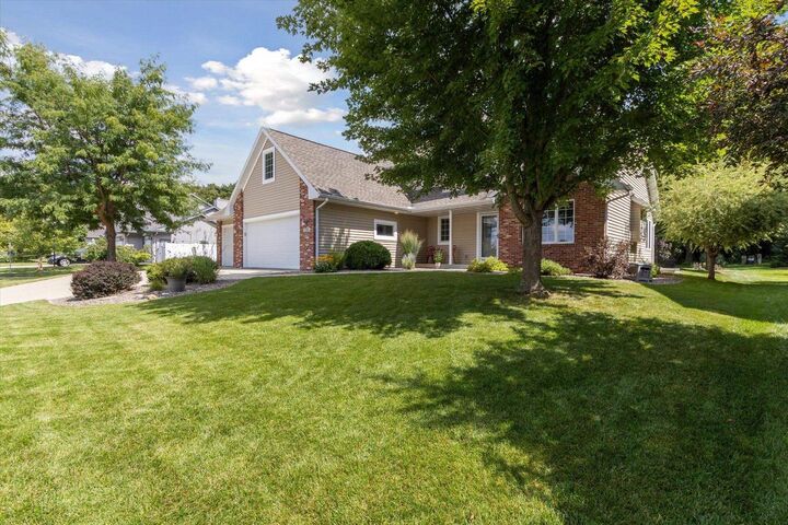 Property Photo: 3286 Autumn Lane WI 53546