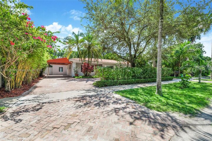 Property Photo: 8015 SW 63rd Pl FL 33143