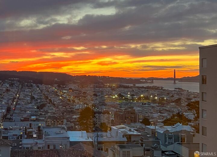 Property Photo: 2111 Hyde Street 505 CA 94109