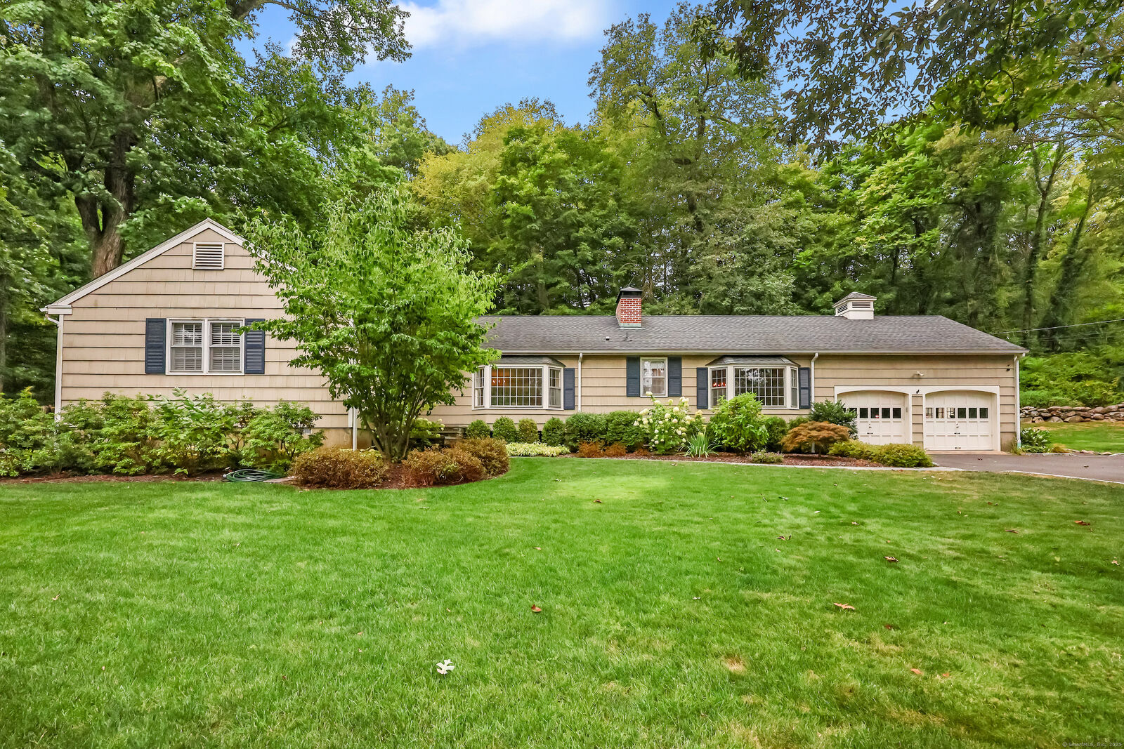 Property Photo: 65 Valeview Road CT 06897