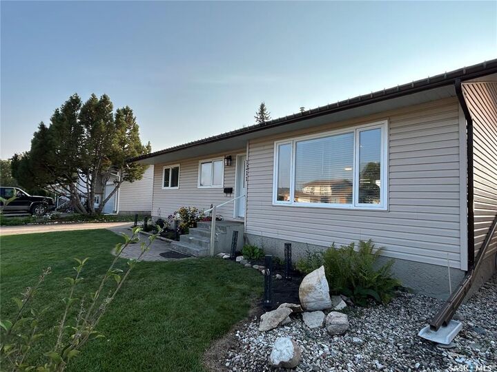 Photo de la propriété:  1211 13th Street  SK S0K 2A0 