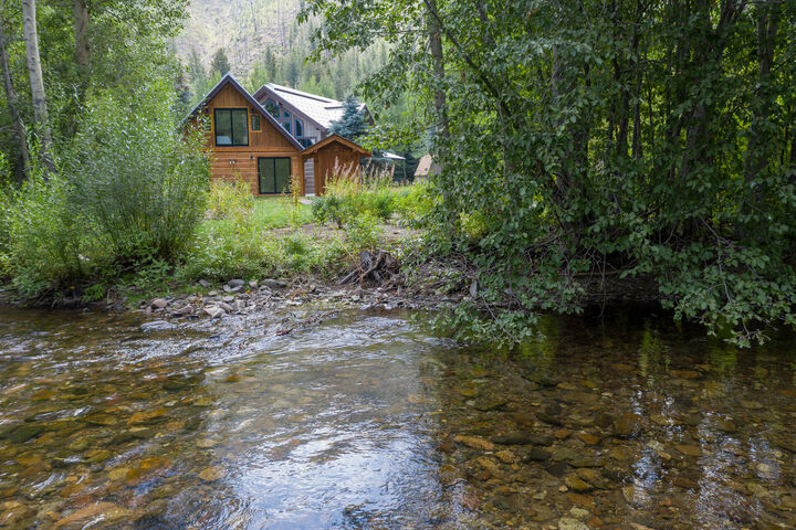 Property Photo: 106 Whipsaw Lane ID 83340